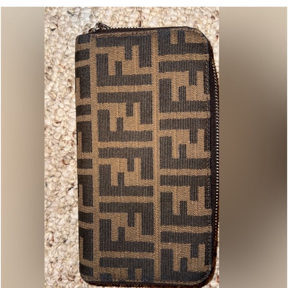 Authentic Fendi wallet